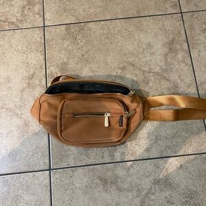 Zorfin crossbody Fanny pack